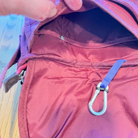 Keen Montclair Crossbody Bag Hybrid Transport Purse - Picture 4 of 11